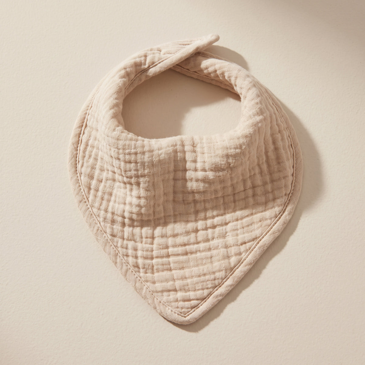 Organic Muslin Bandana Drool Bib – Natural Oatmeal